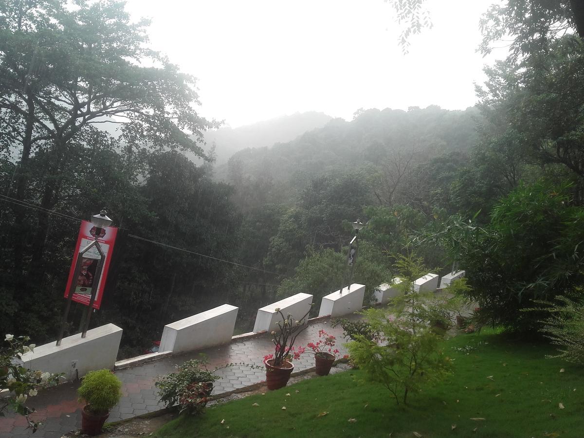 Paithal Resort Kannur Luaran gambar