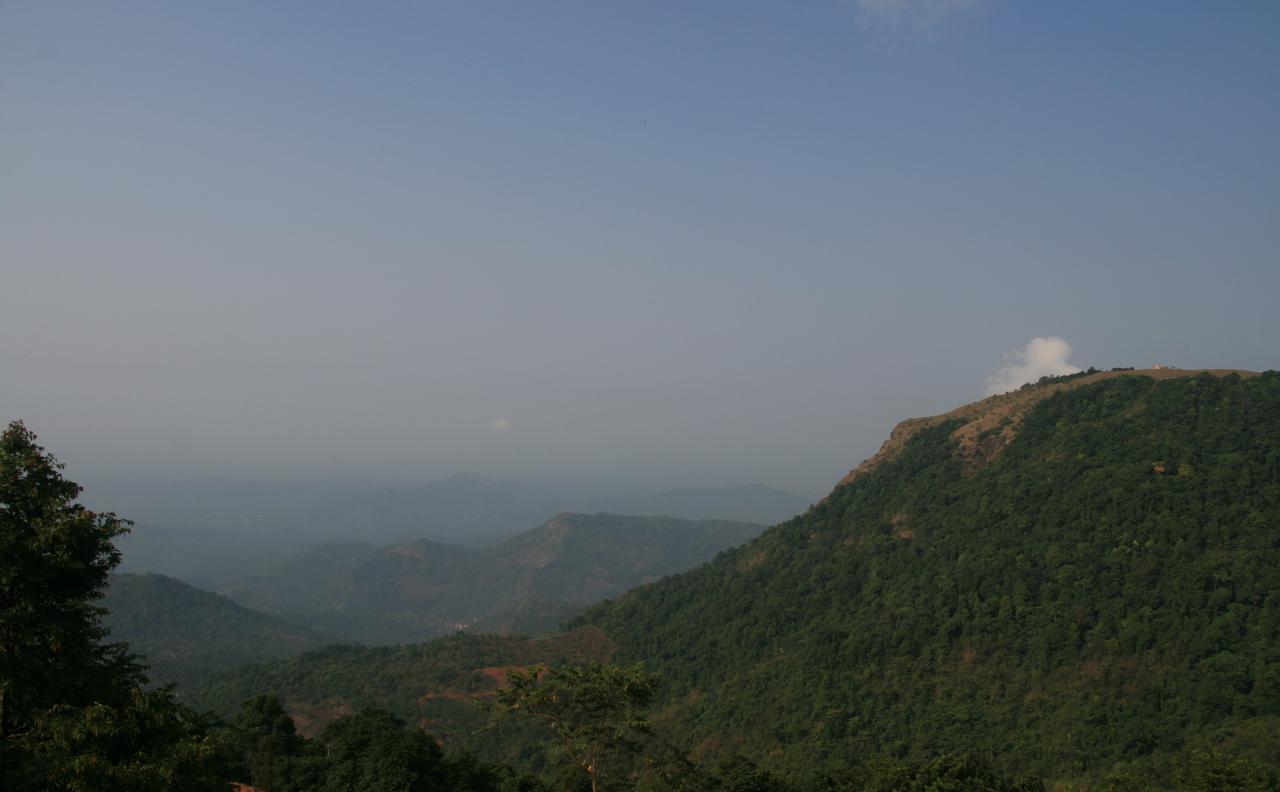 Paithal Resort Kannur Luaran gambar