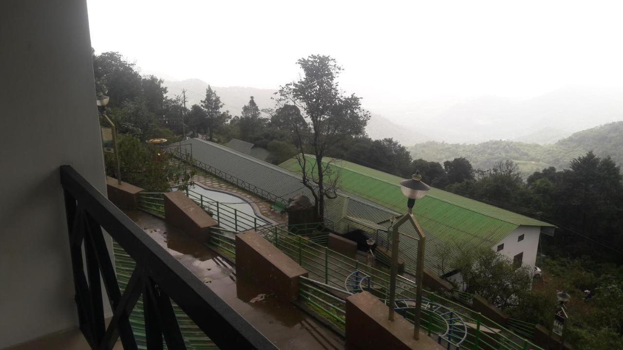 Paithal Resort Kannur Luaran gambar